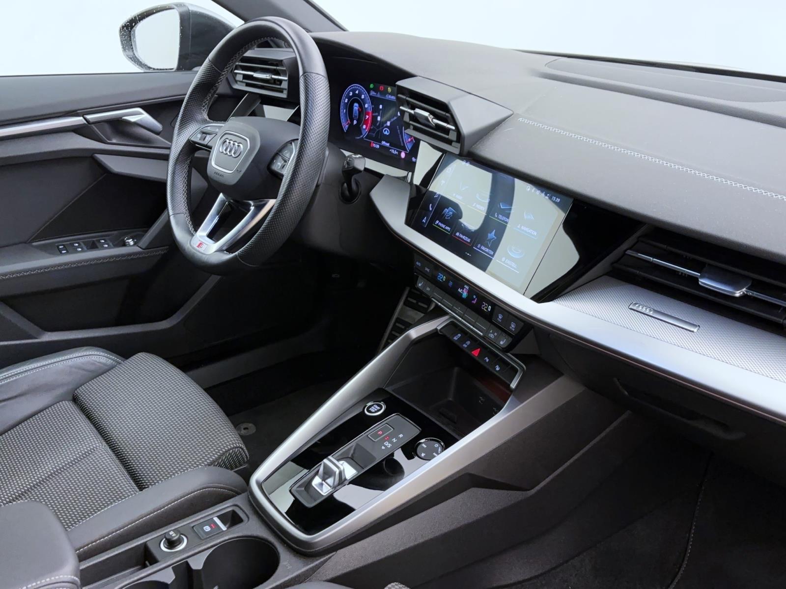 Audi A3 Sportback 35 TFSI S line ACC ParkAssist Kamera Matrix Navi