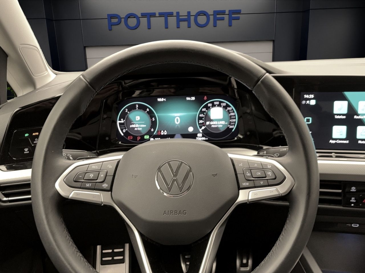 Volkswagen Golf 8 2.0 TDI DSG MoveNavi AHK ACC LED RearView