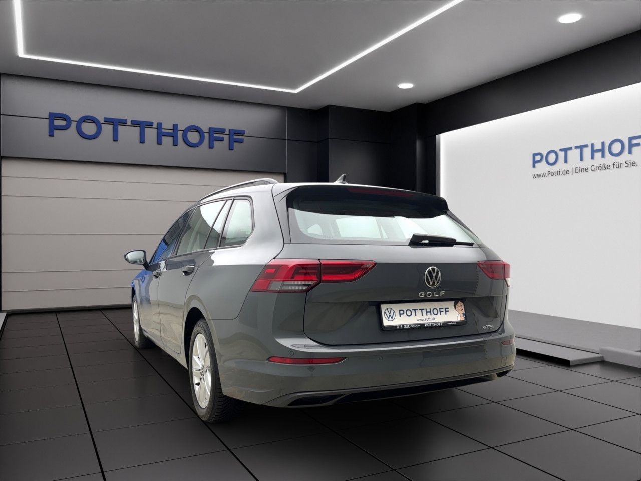 Volkswagen Golf Variant 8 1.5 eTSI DSG LifeNavi AHK LED Sitzhzg