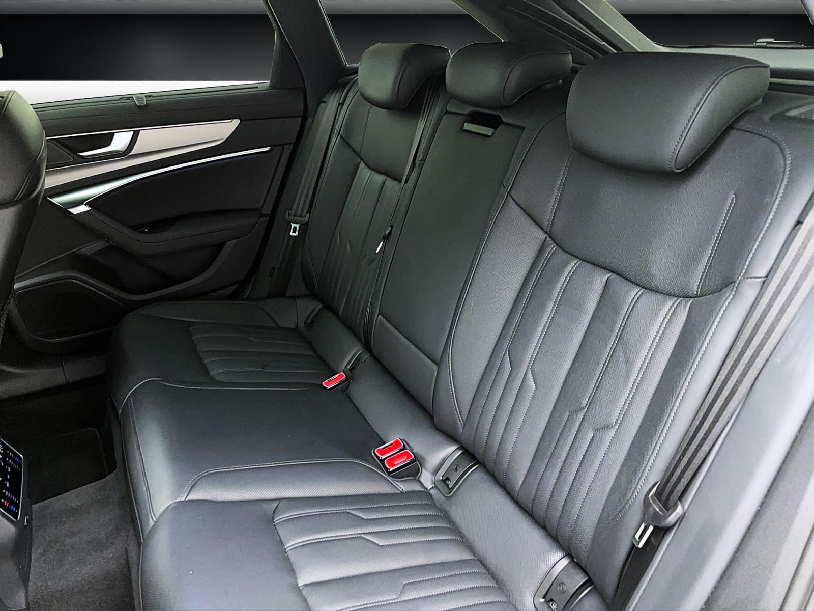 Audi A6 Avant 50 TFSIe q S line AHK ACC PDC Kamera Matrix Navi Sitzhzg