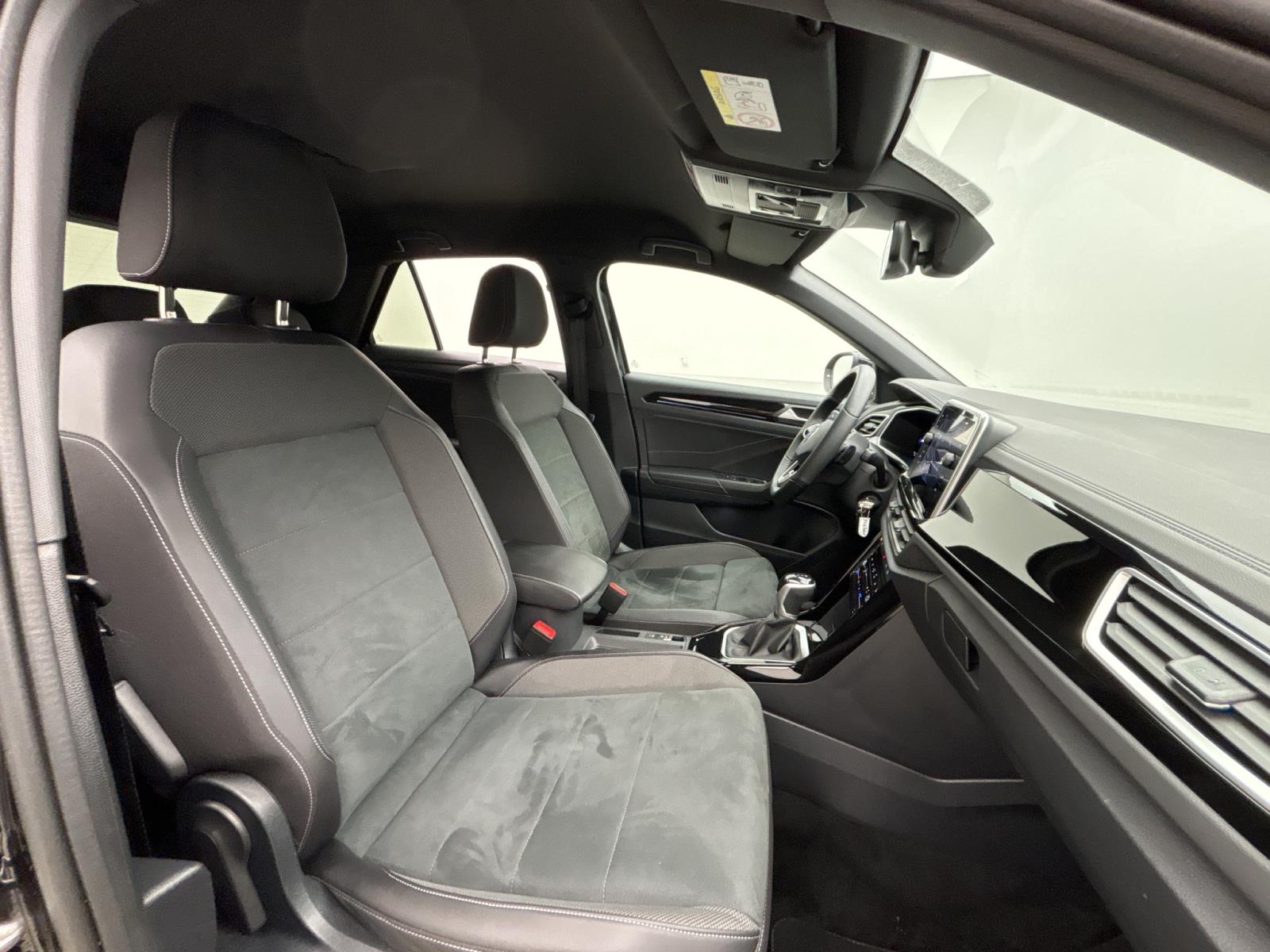 Volkswagen T-Roc 2.0 TDI DSG R-Line Navi AHK ACC LED+ RearView