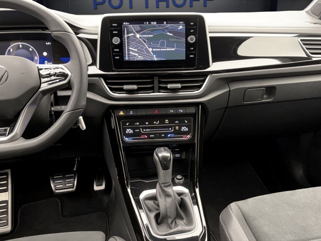 Volkswagen T-Roc 2.0 TDI DSG R-Line Navi AHK ACC LED+ RearView