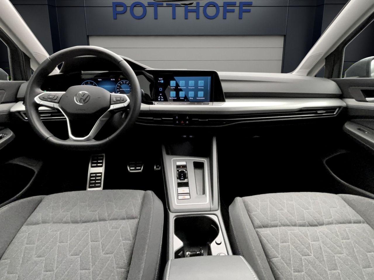Volkswagen Golf 8 2.0 TDI DSG Move Navi AHK ACC LED RearView