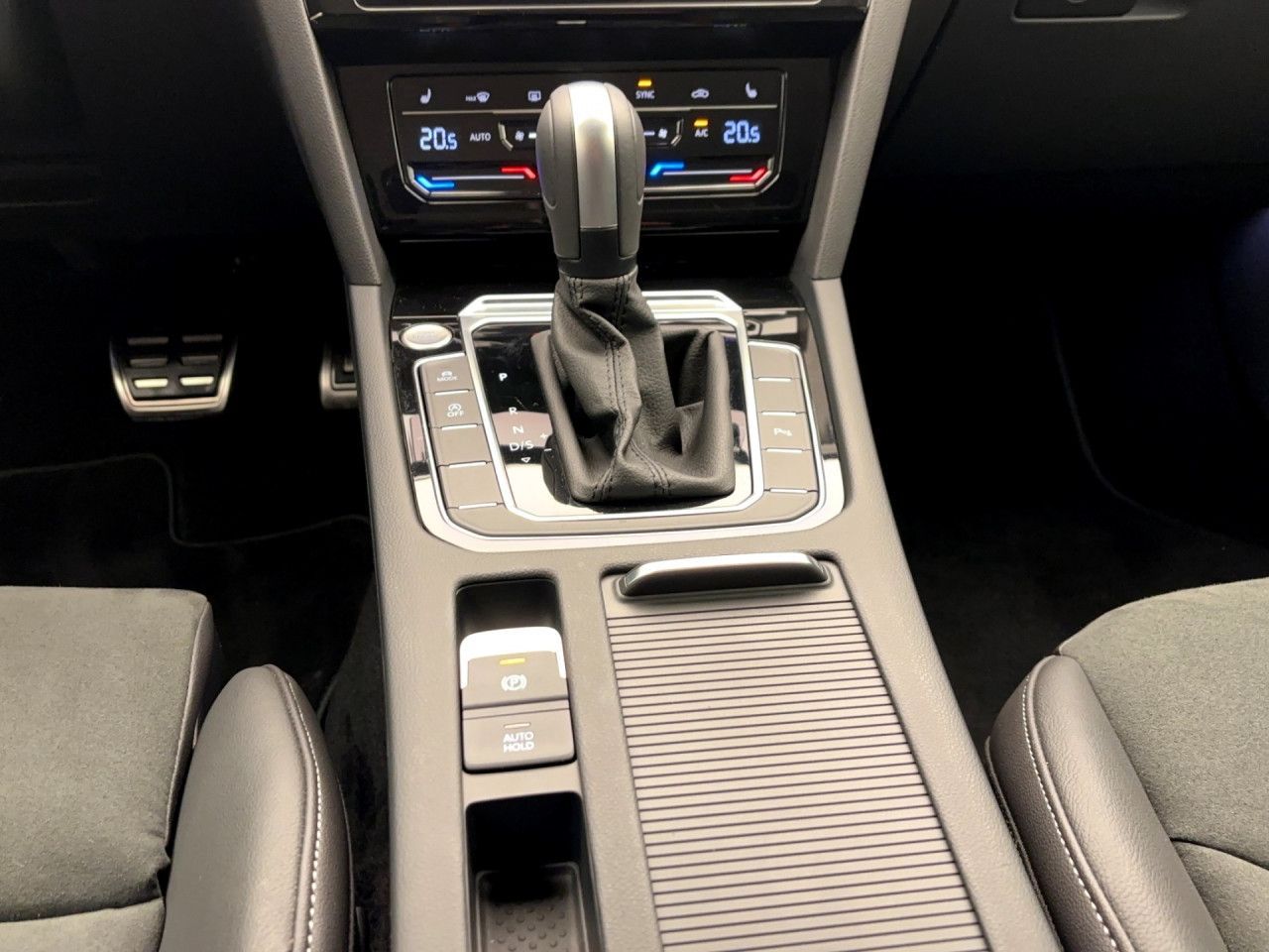 Volkswagen Arteon Shooting Brake 2.0 TDI DSG EleganceNavi AHK ACC LED Sitzhzg