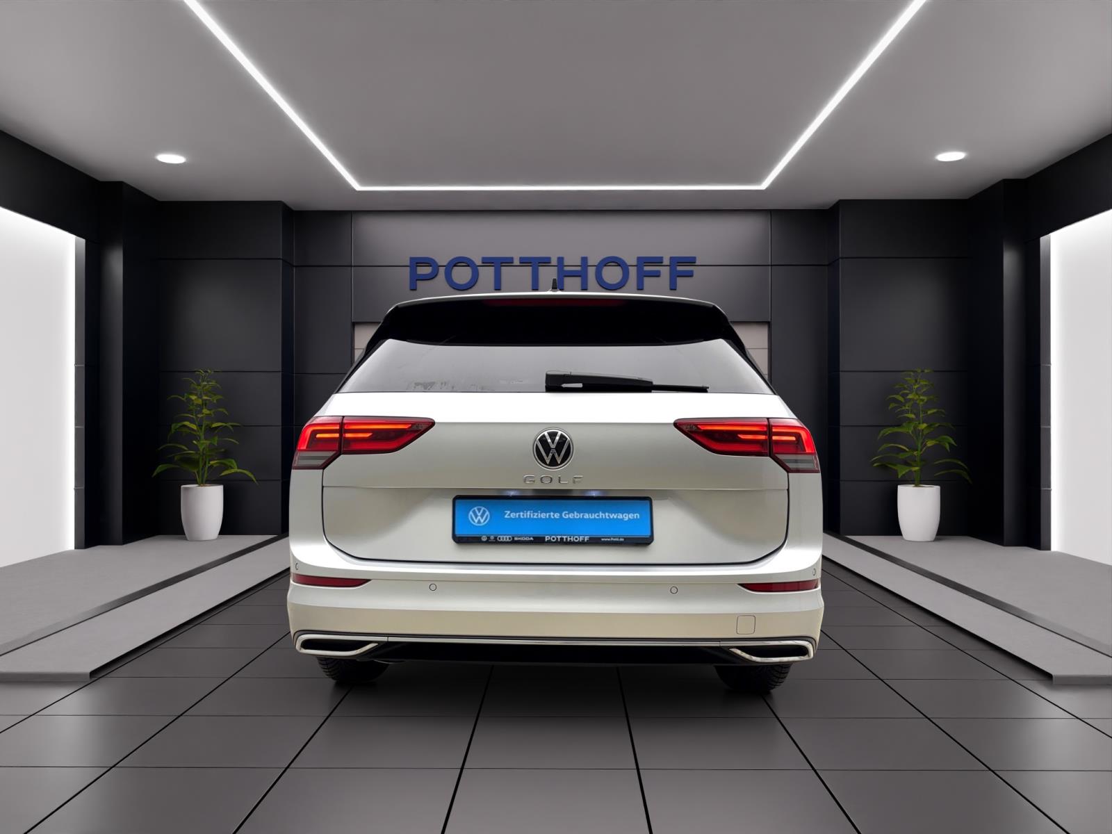 Volkswagen Golf Variant 8 1.5 TSI Active Navi LED ACC Sitzhzg