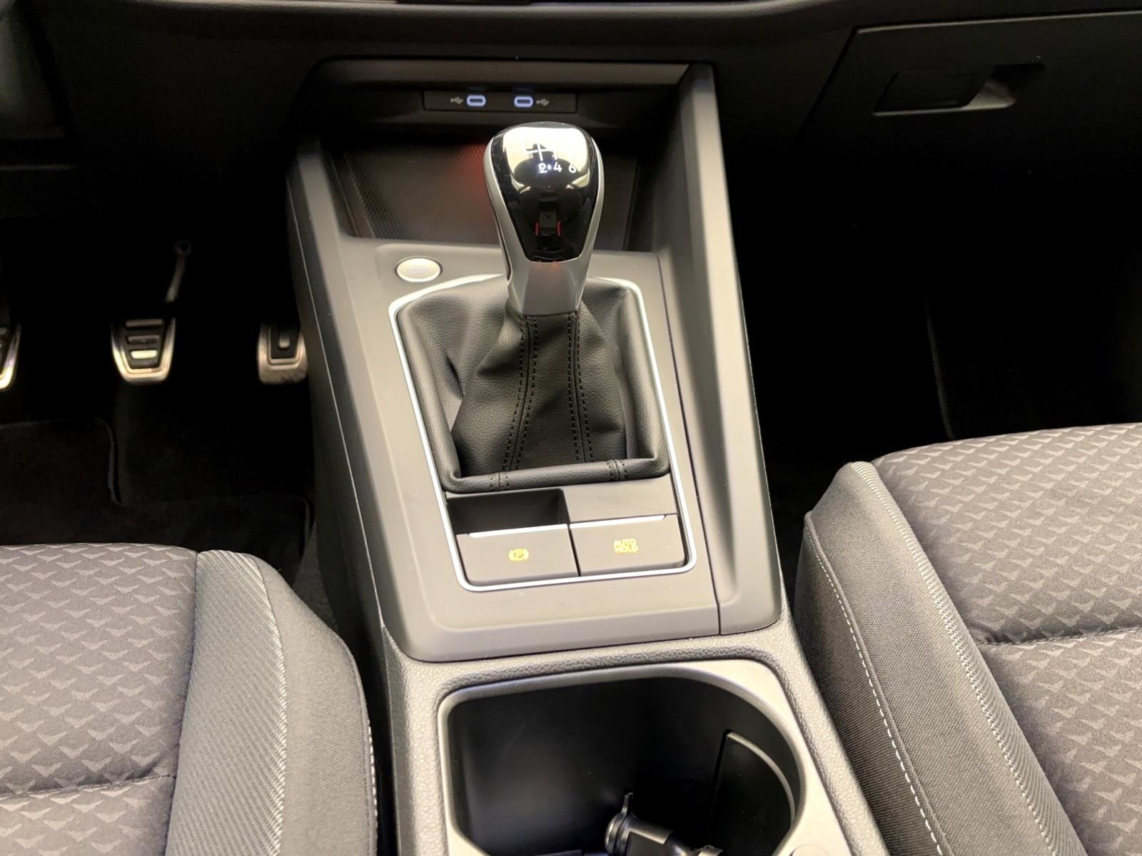 Volkswagen Golf Variant 8 1.5 TSI Active Navi LED ACC Sitzhzg