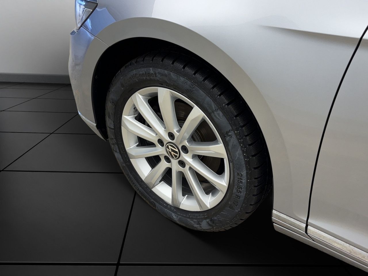 Volkswagen Passat Variant 2.0 TDI DSG Elegance AHK ACC PDC Kamera IQ.Light Navi