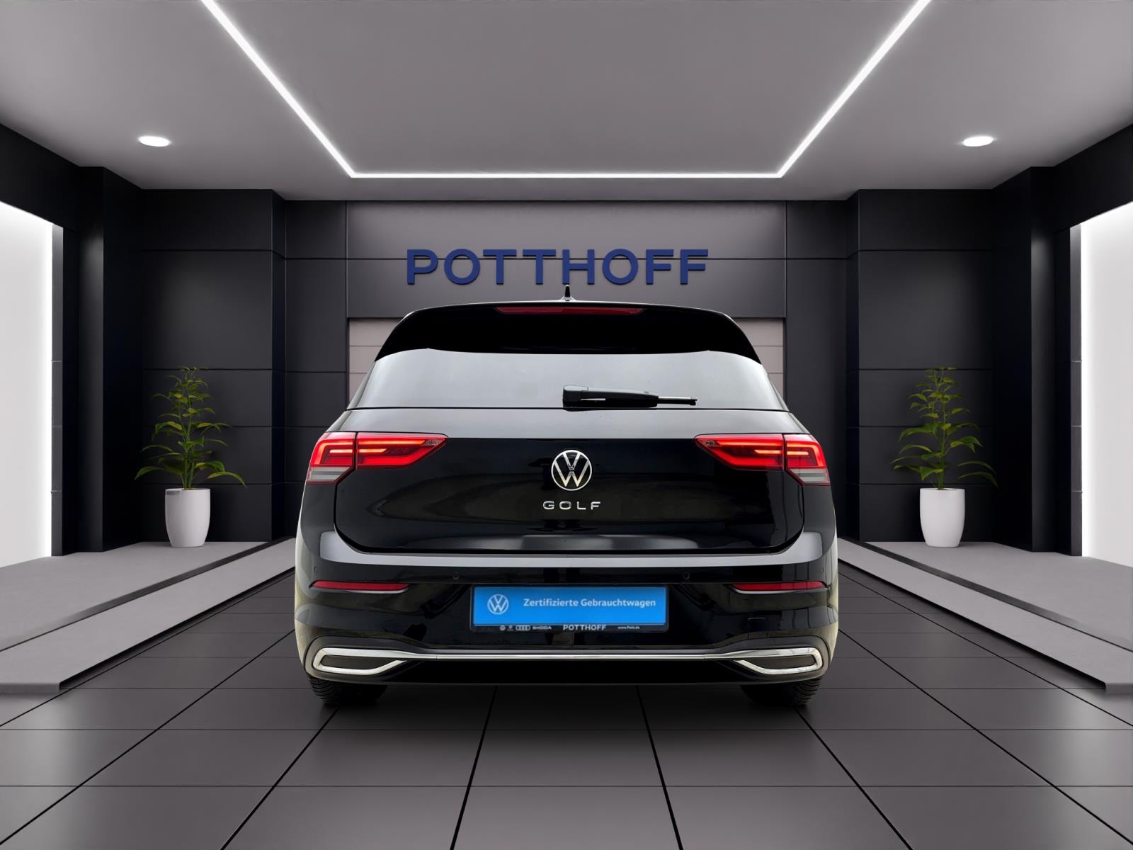 Volkswagen Golf 8 2.0 TDI DSG Move Pano AHK Navi ACC RearView HUD