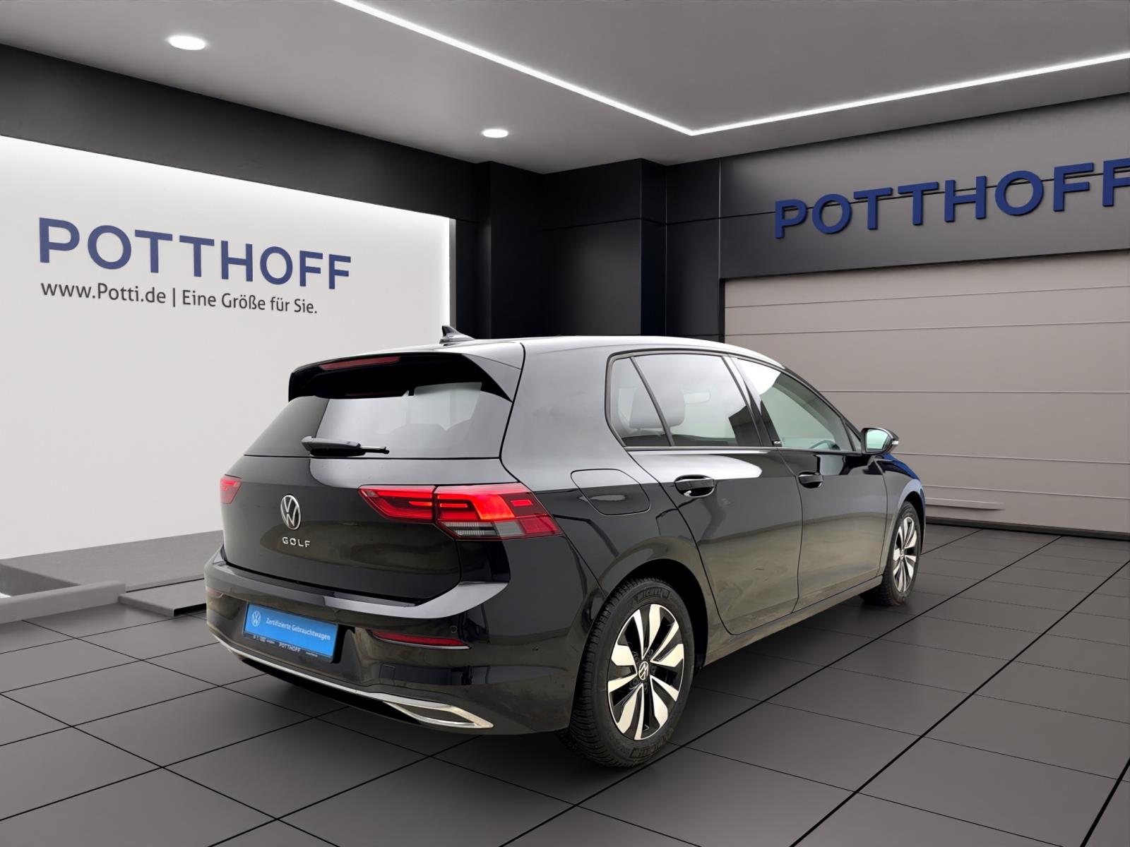 Volkswagen Golf 8 2.0 TDI DSG Move Pano AHK Navi ACC RearView HUD
