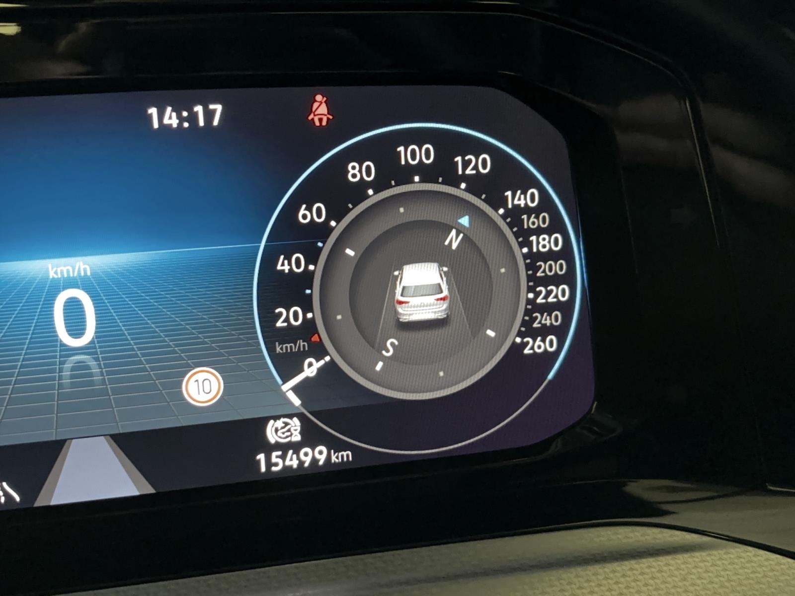 Volkswagen Golf 8 2.0 TDI DSG Move Pano AHK Navi ACC RearView HUD