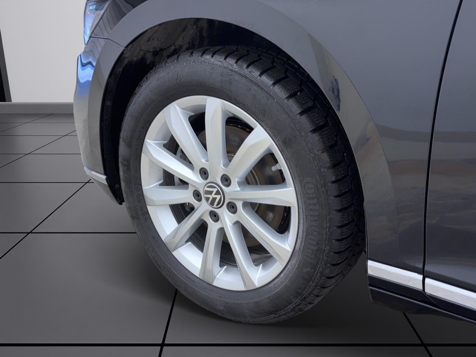 Volkswagen Passat Variant 2.0 TDI DSG Elegance Navi AHK IQ.Light ACC