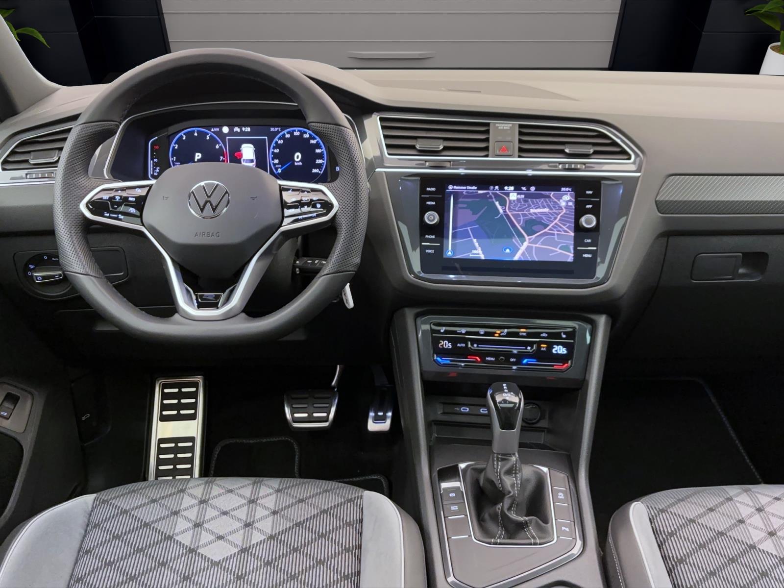 Volkswagen Tiguan 1.5 TSI DSG R-Line Pano IQ.Light Navi ACC