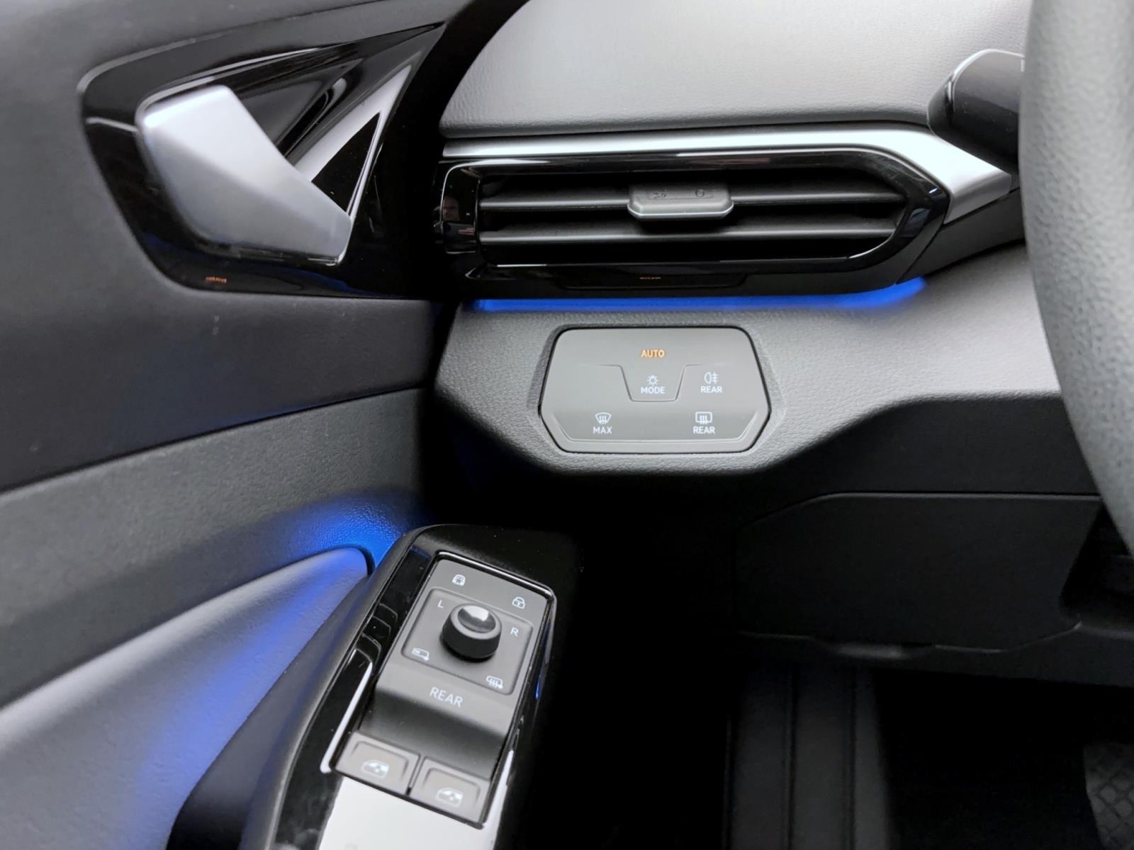 Volkswagen ID.4 PURE NAVI LED LANEASSIST CLIMATRONIC