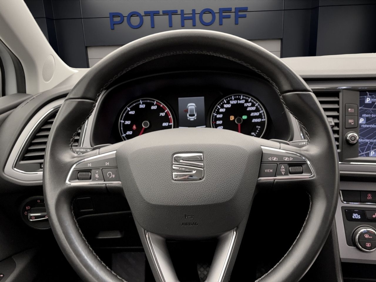 Seat Leon Sportstourer 1.5 TSI DSG XcellenceNavi Sitzhzg FrontAssist