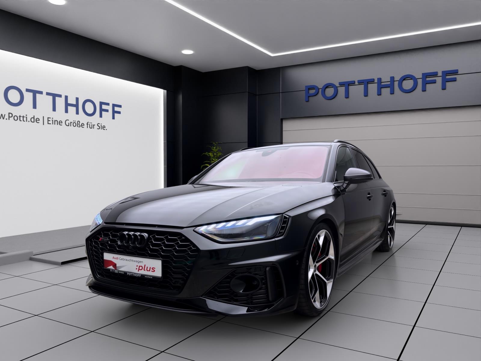 Audi RS4 Avant competition plus Pano AHK
