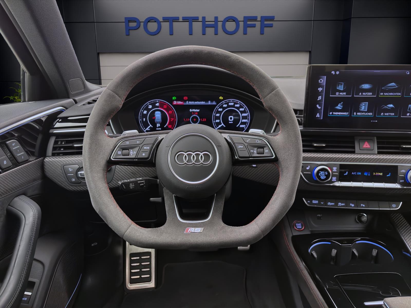 Audi RS4 Avant competition plus Pano AHK