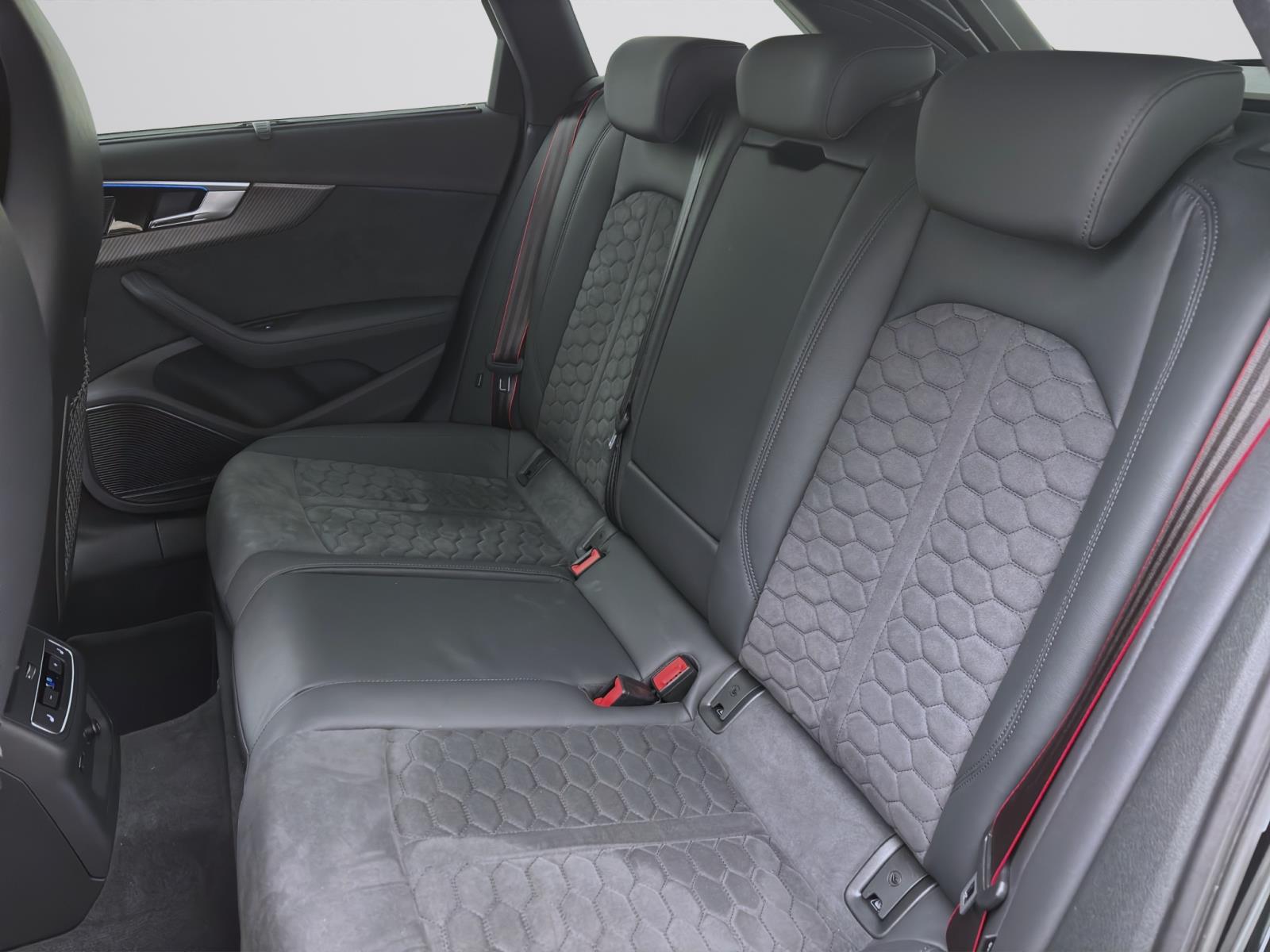 Audi RS4 Avant competition plus Pano AHK