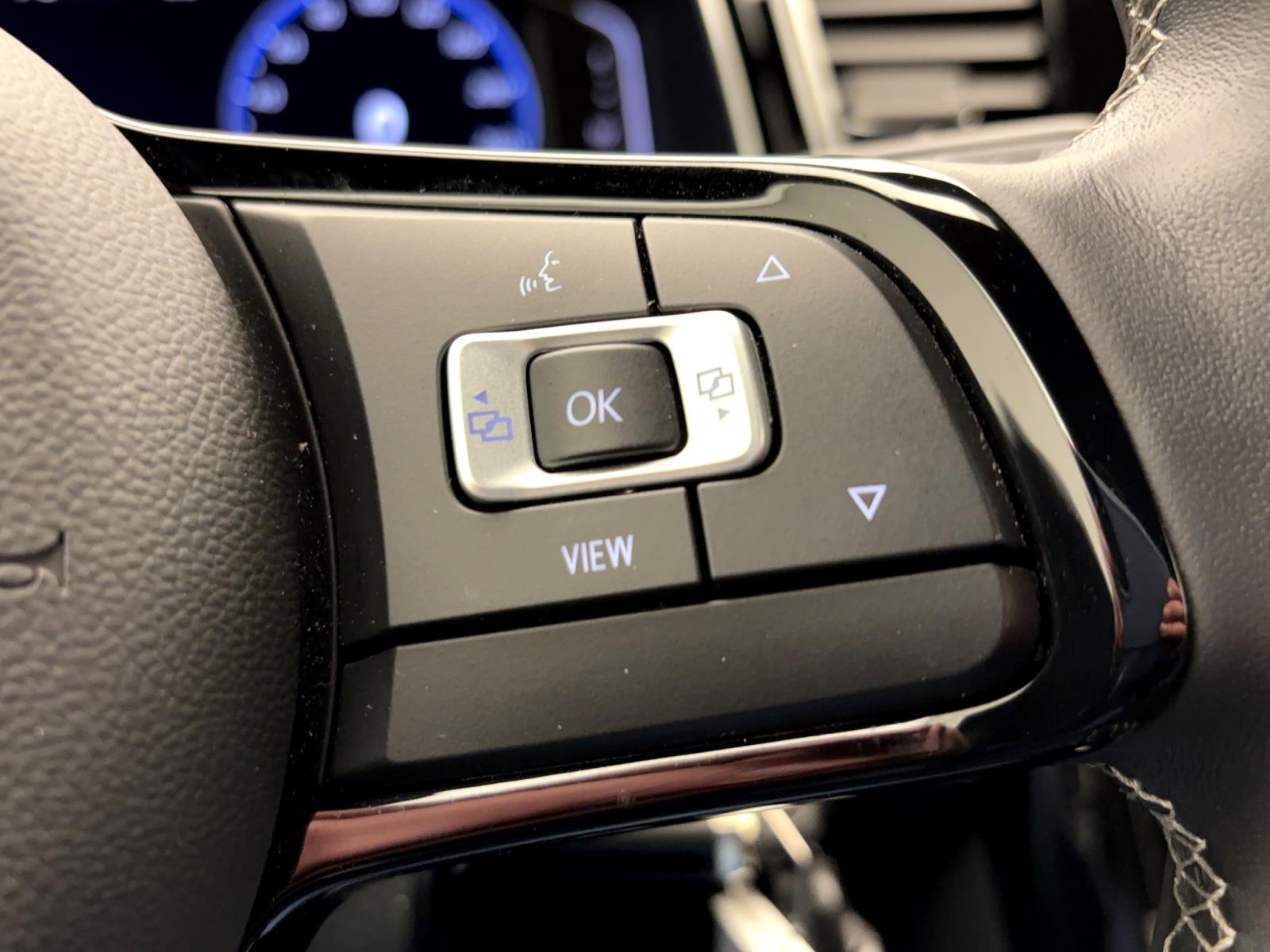 Volkswagen T-Roc 2.0 TSI DSG R 4Motion LED LaneAssist FrontASsist