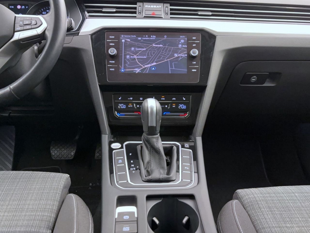 Volkswagen Passat Variant 2.0 TDI DSG BusinessNavi ACC LED RearView Sitzhzg