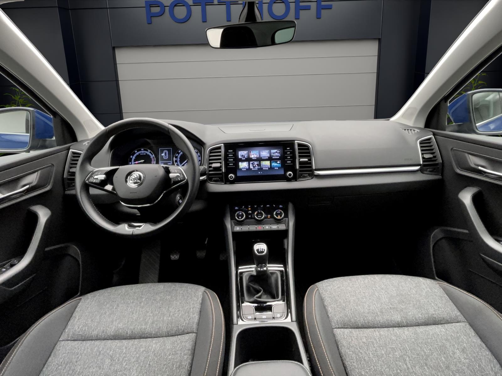 Skoda Karoq 1.0 TSI Ambition LED Sitzhzg FrontAssist DAB+