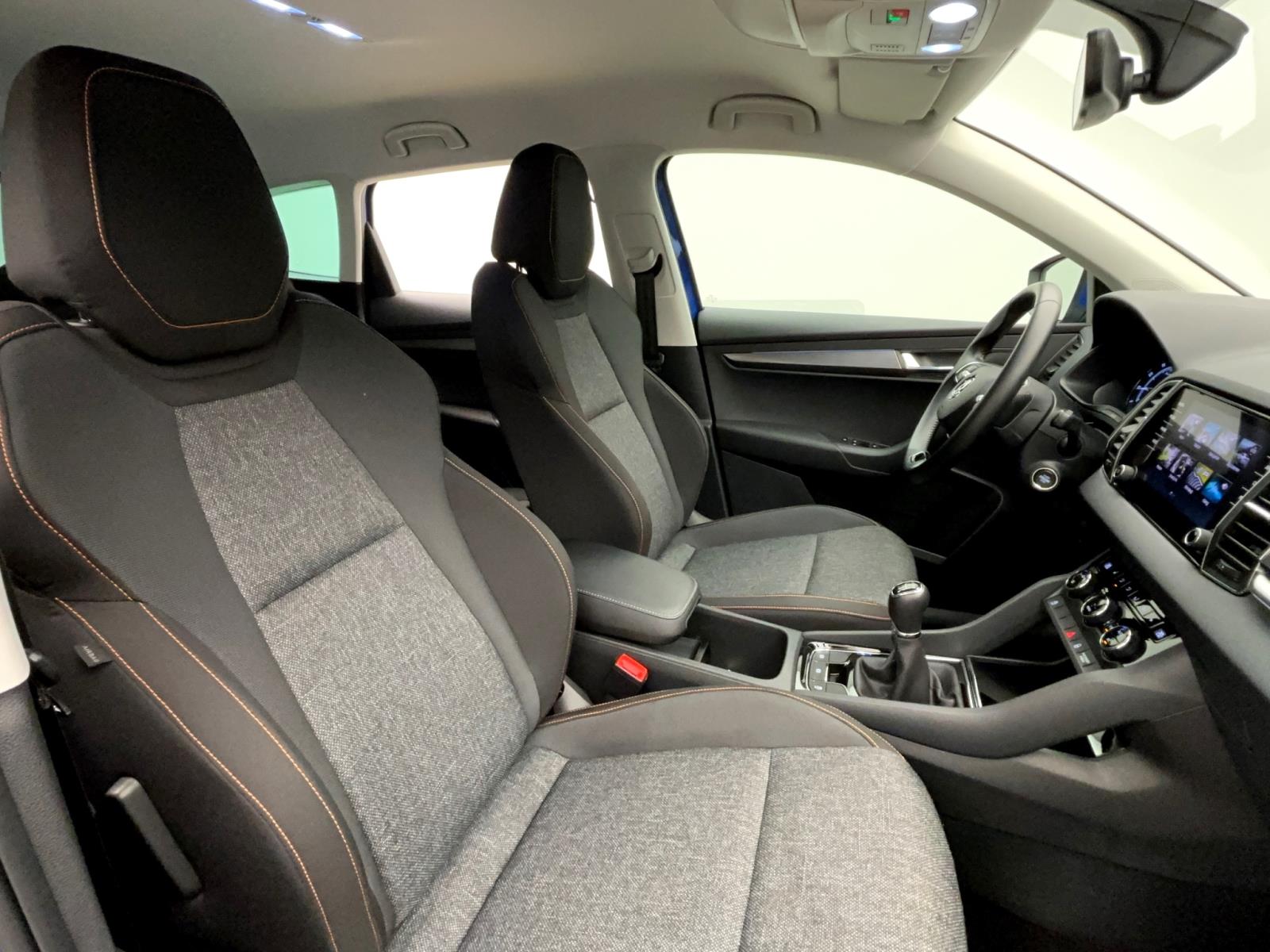 Skoda Karoq 1.0 TSI Ambition LED Sitzhzg FrontAssist DAB+