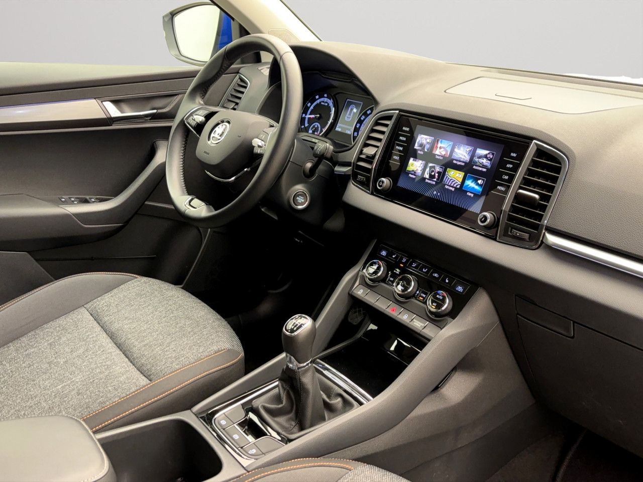Skoda Karoq 1.0 TSI Ambition LED Sitzhzg FrontAssist DAB+
