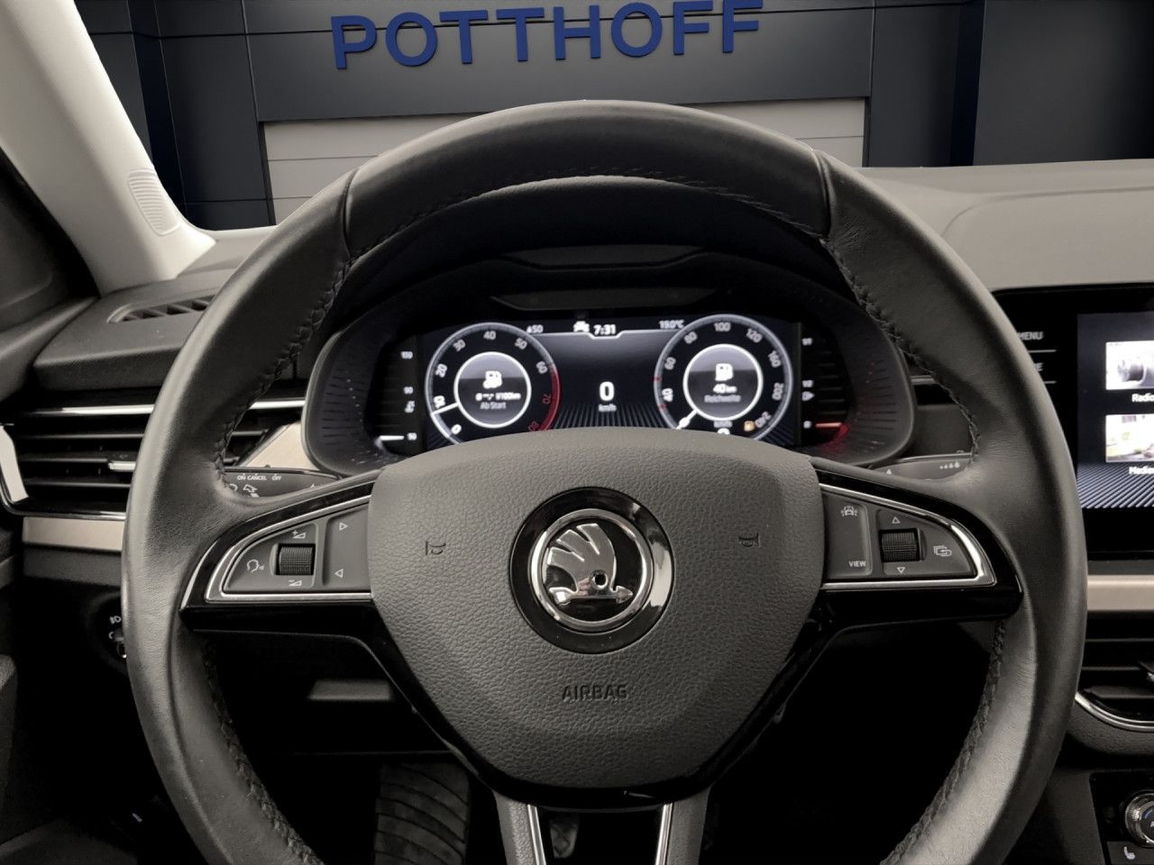 Skoda Kamiq 1.5 TSI Style Navi LED Sitzhg LaneAssist GRA
