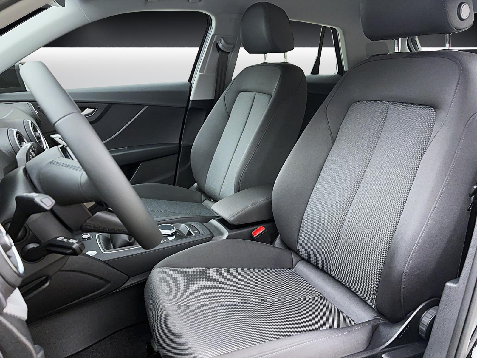 Audi Q2 30 TFSi Matrix Virtual Parkassist
