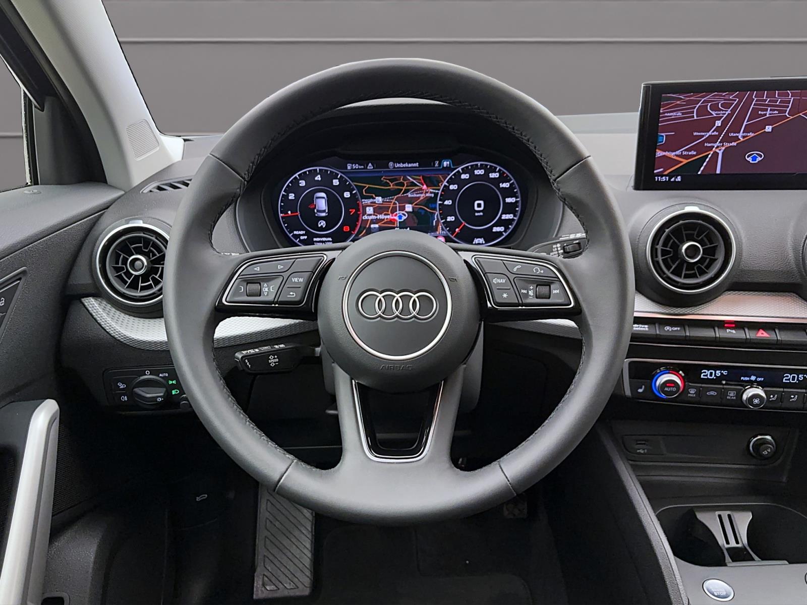 Audi Q2 30 TFSi Matrix Virtual Parkassist