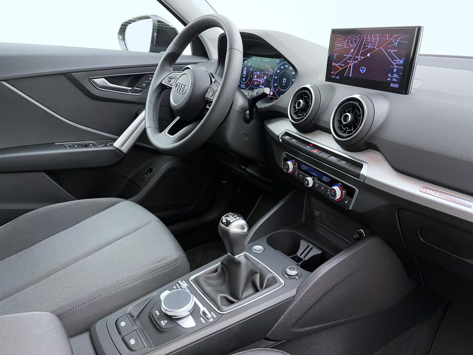 Audi Q2 30 TFSi Matrix Virtual Parkassist