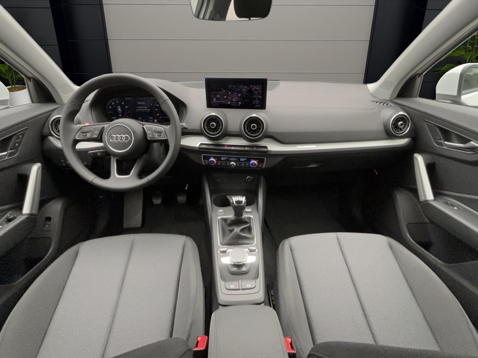 Audi Q2 30 TFSi Matrix Virtual Parkassist
