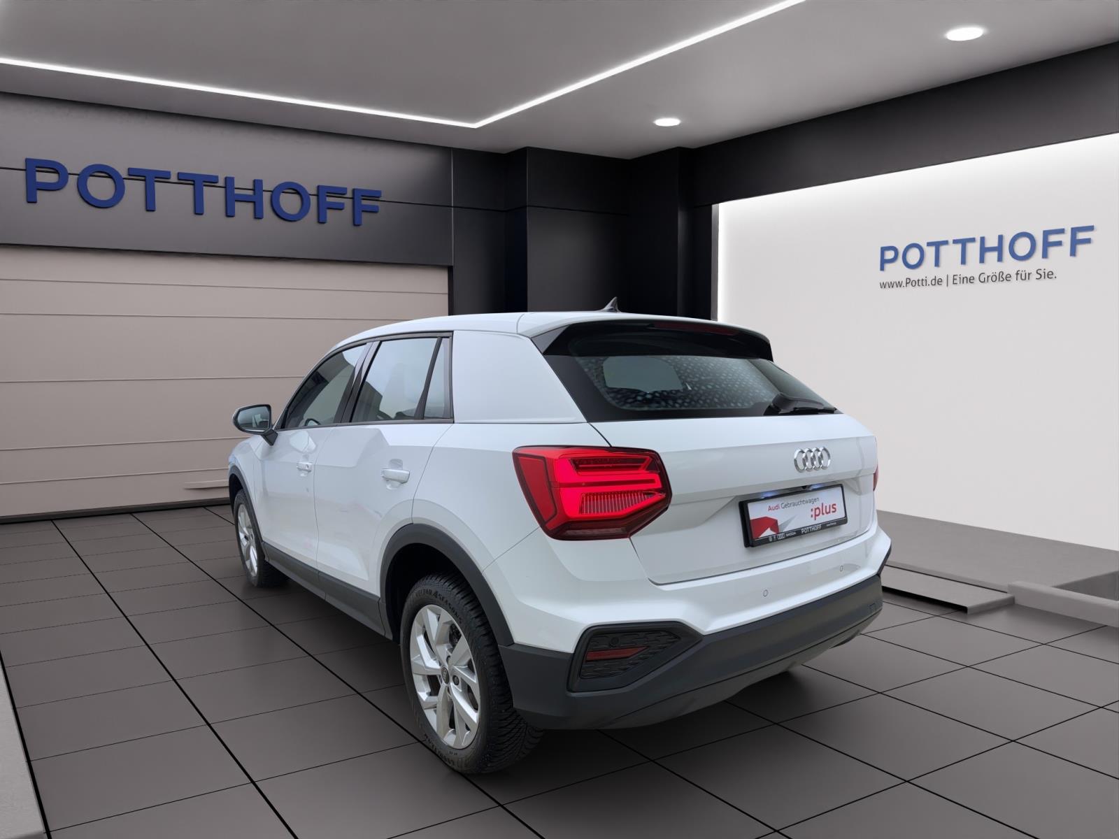 Audi Q2 30 TFSi Matrix Virtual Parkassist