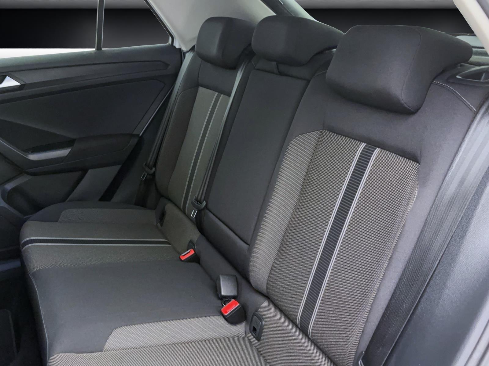 Volkswagen T-Roc 1.6 TDI StyleNavi Sitzhzg FrontAssist LaneAssist