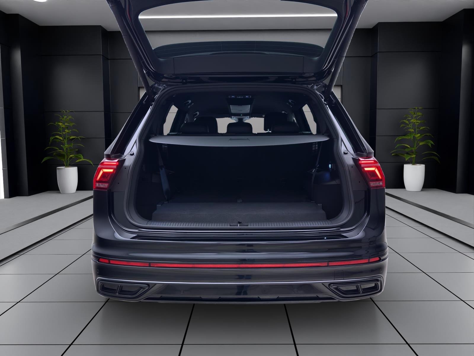 Volkswagen Tiguan Allspace 2.0 TDI DSG 4M R-LINE BLACK STYLE AHK NAVI ACC