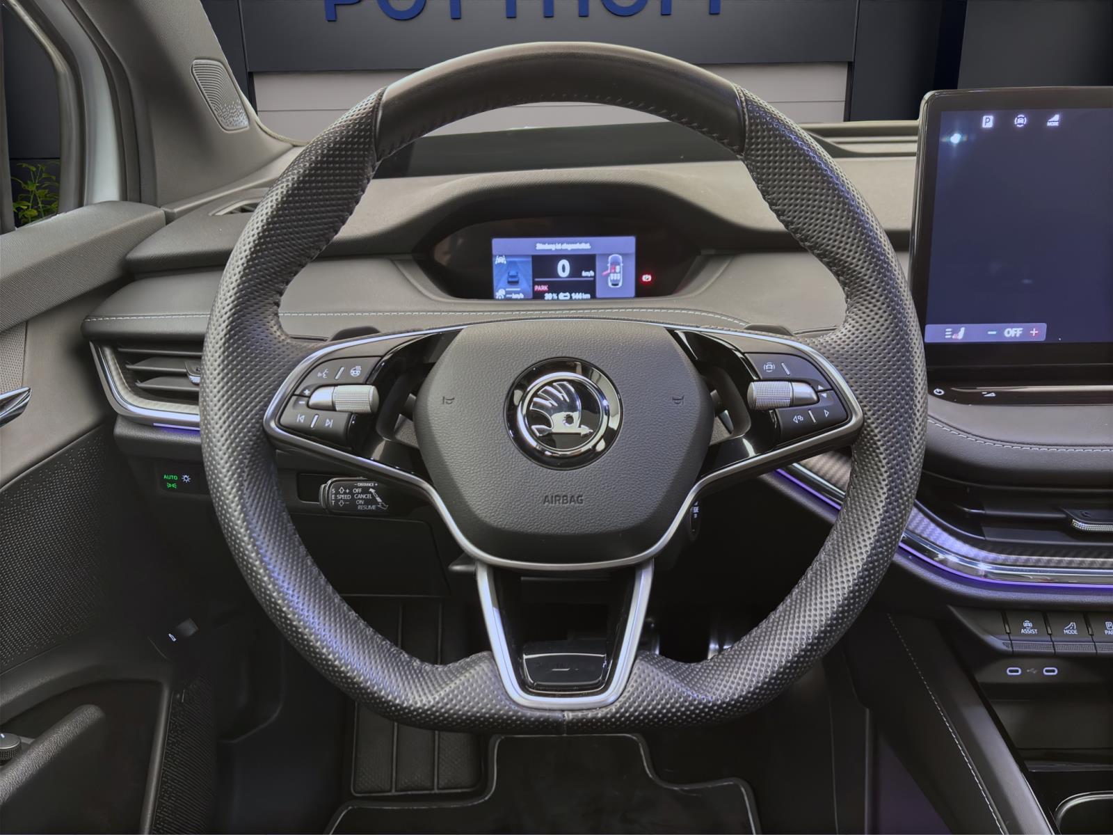 Skoda ENYAQ iV Coupe 85 SPORTLINE PANO MATRIX AHK ACC