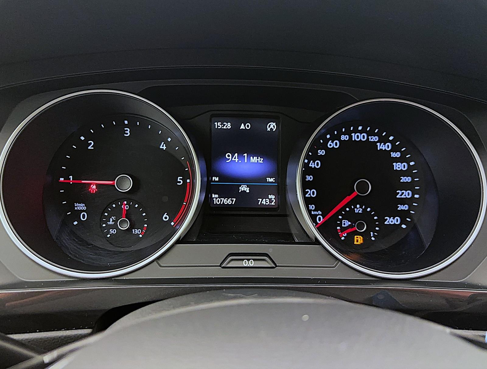 Volkswagen Tiguan 2.0 TDI IQ.Drive AHK ACC ParkAssist Navi AppConnect