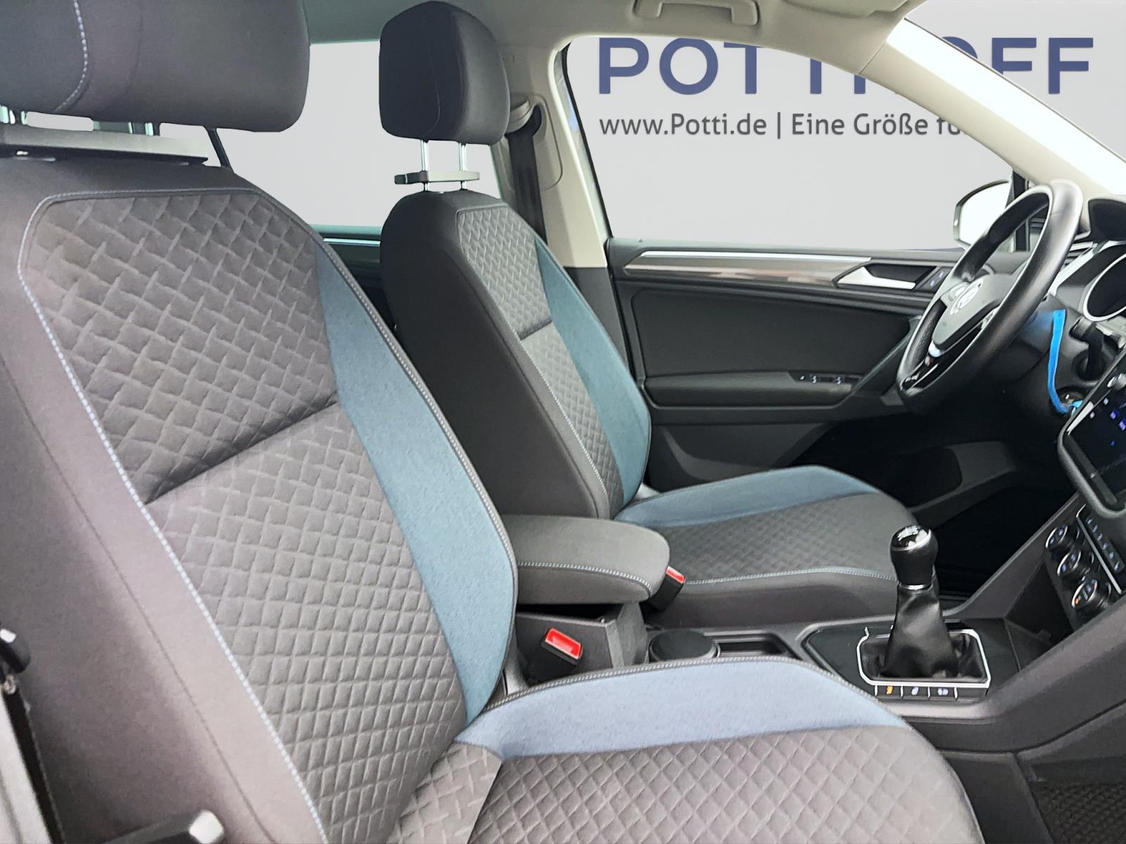 Volkswagen Tiguan 2.0 TDI IQ.Drive AHK ACC ParkAssist Navi AppConnect
