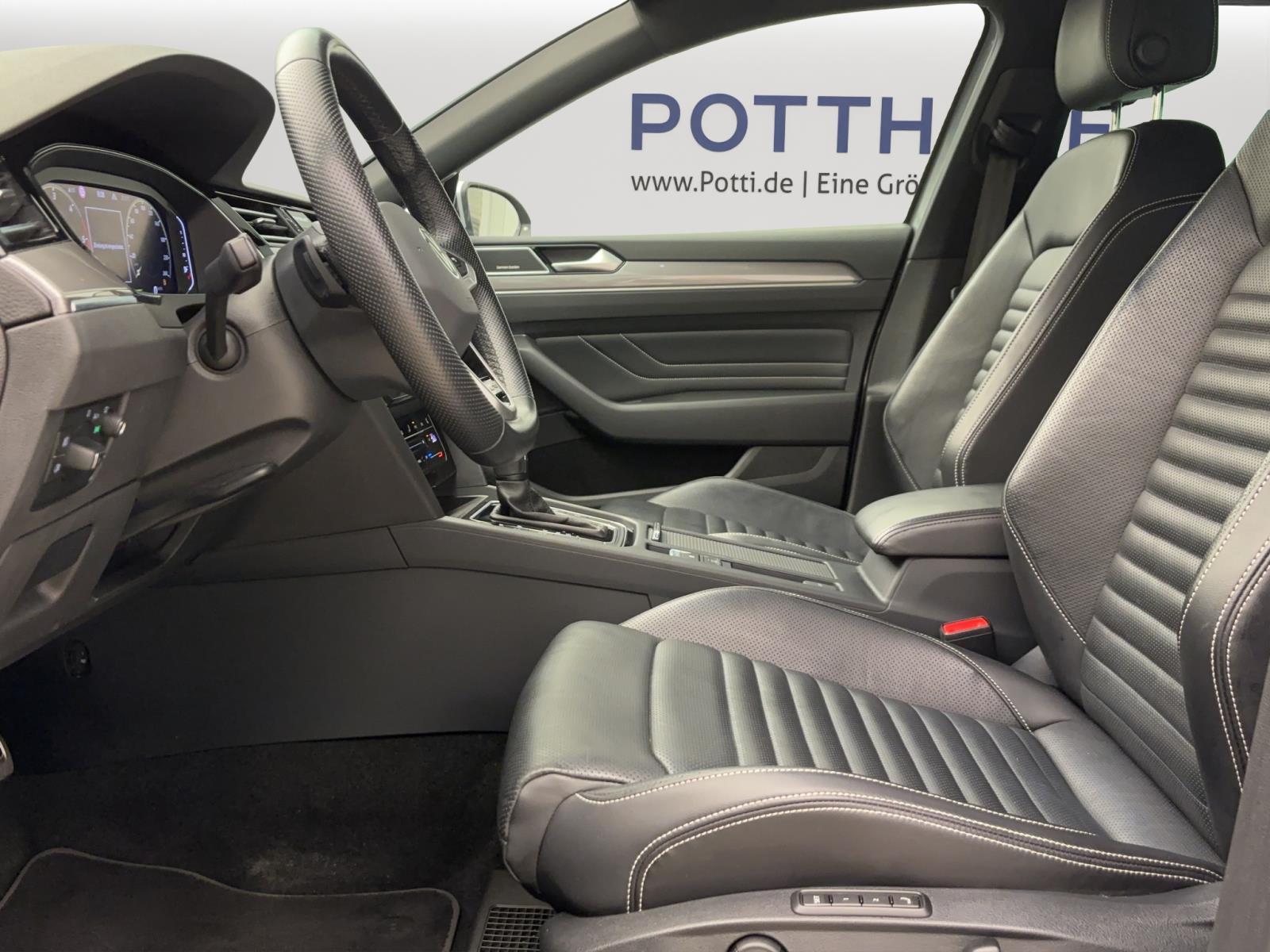 Volkswagen Passat Variant 2.0 TDI DSG Alltrack 4Motion Pano AHK ACC IQ.Light Navi Harman HUD