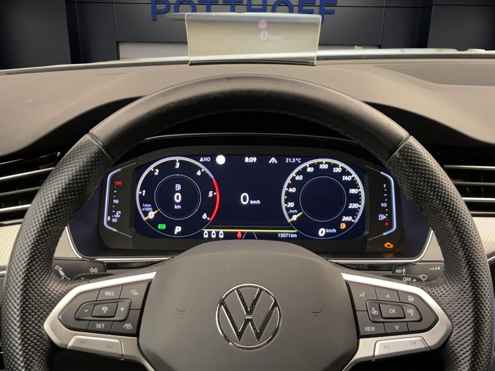 Volkswagen Passat Variant 2.0 TDI DSG Alltrack 4Motion Pano AHK ACC IQ.Light Navi Harman HUD