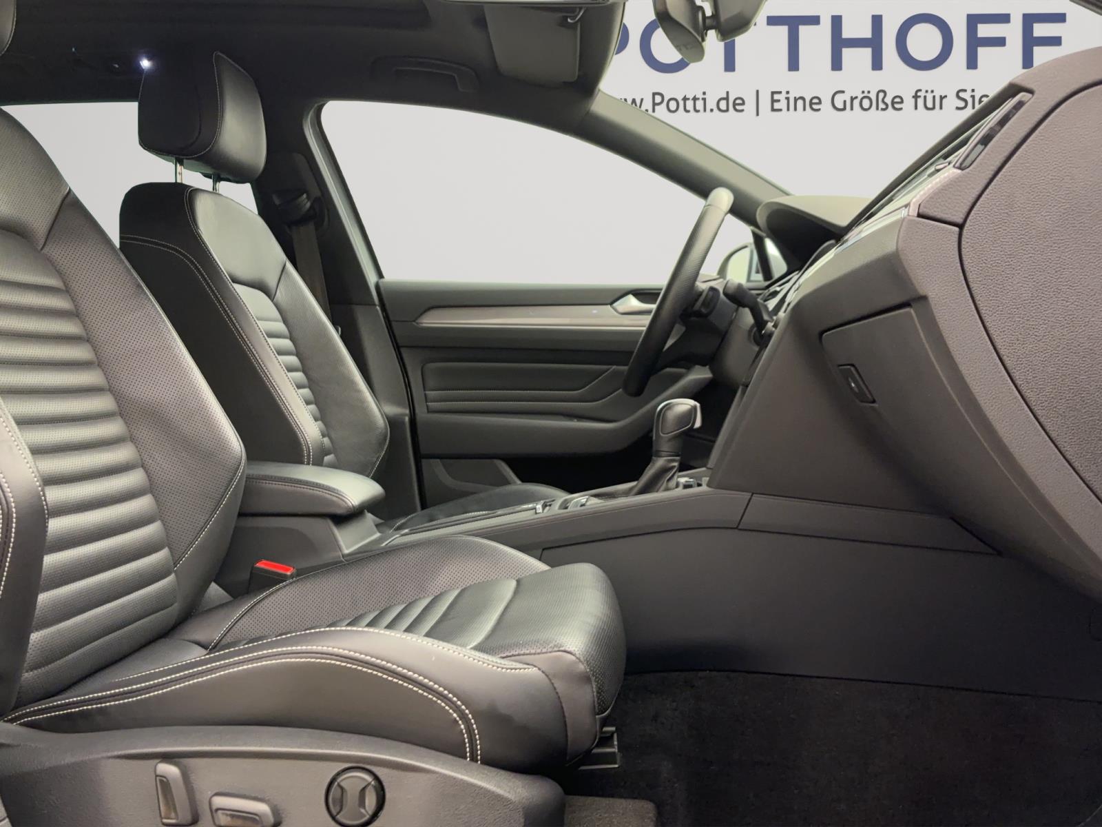 Volkswagen Passat Variant 2.0 TDI DSG Alltrack 4Motion Pano AHK ACC IQ.Light Navi Harman HUD
