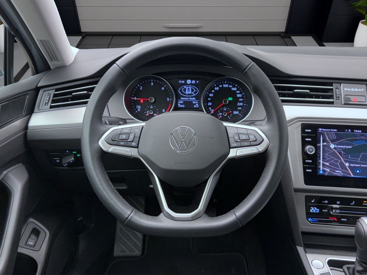 Volkswagen Passat Variant 2.0 TDI DSG Navi ACC LED Sitzhzg RearView