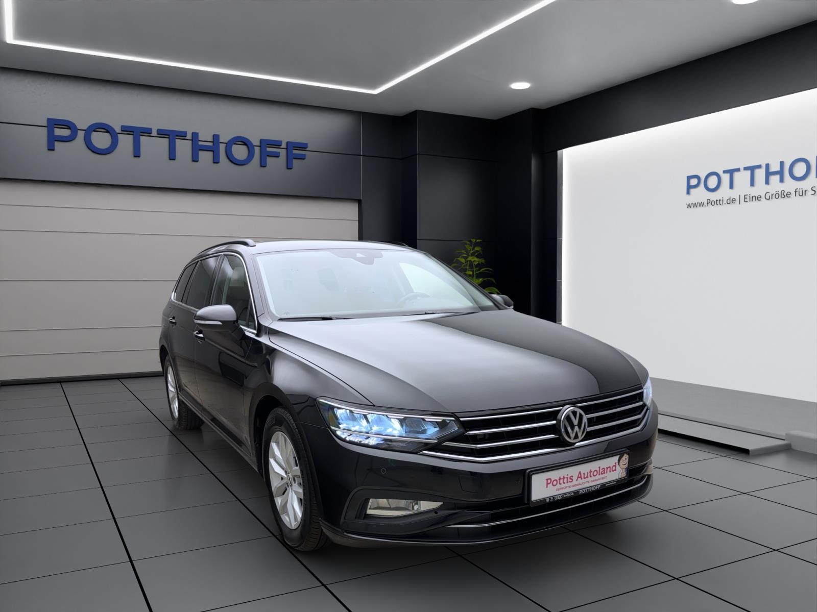 Volkswagen Passat Variant 1.5 TSI DSG Business Navi LED RearView TravelAssist