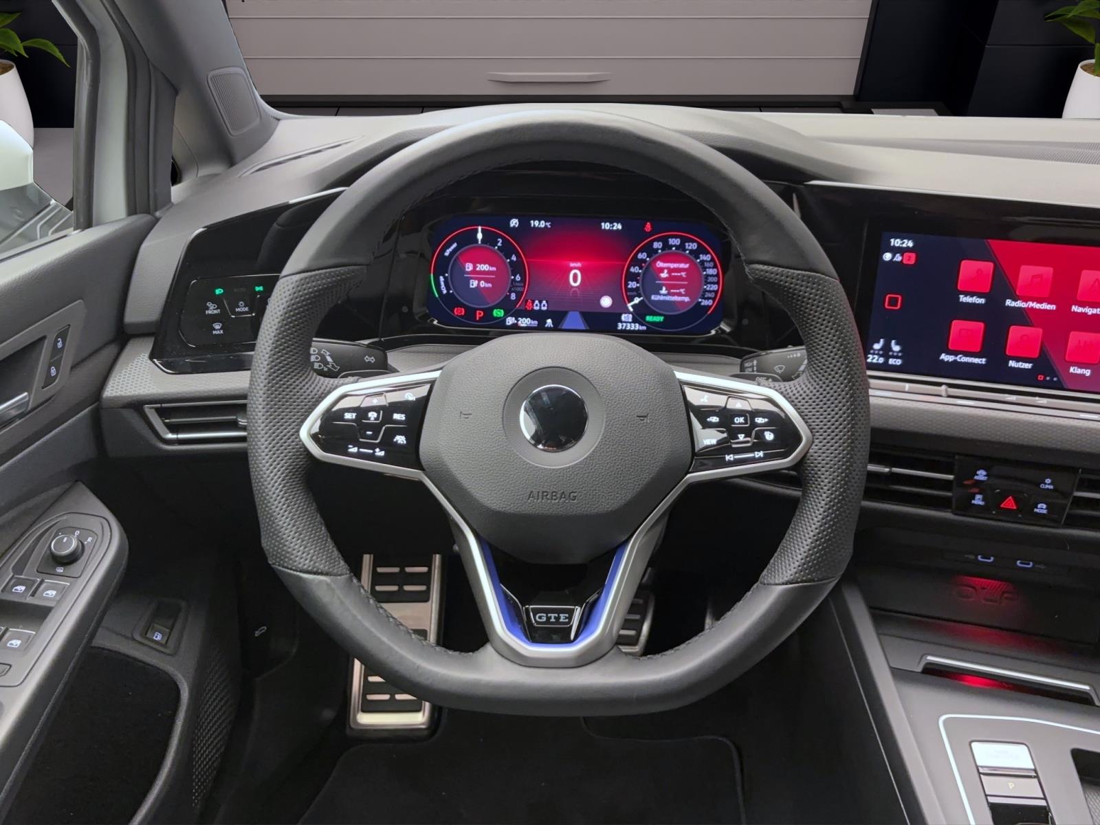 Volkswagen Golf 8 1.4 TSI eHybrid DSG GTEACC PDC LED+ Navi AppConnect