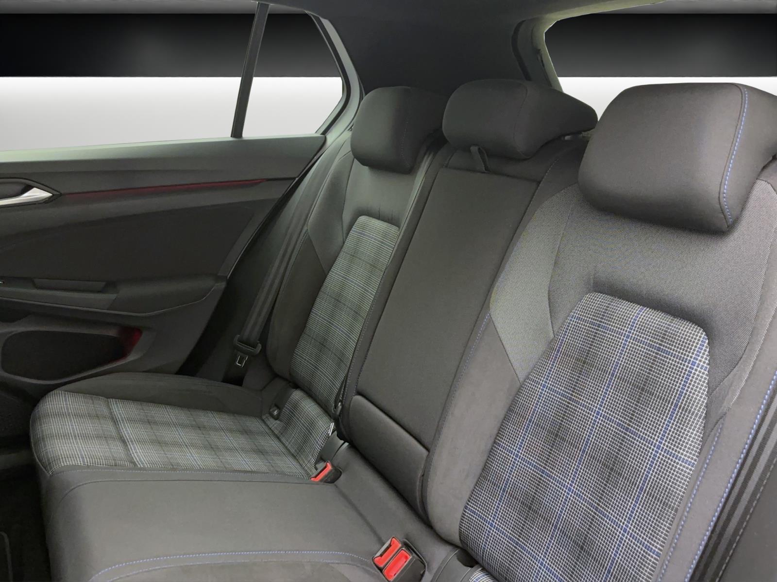 Volkswagen Golf 8 1.4 TSI eHybrid DSG GTEACC PDC LED+ Navi AppConnect