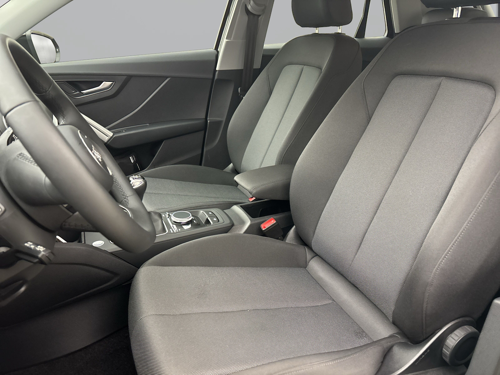 Audi Q2 30 TFSI AHK PDC Kamera Matrix Navi Sitzhzg