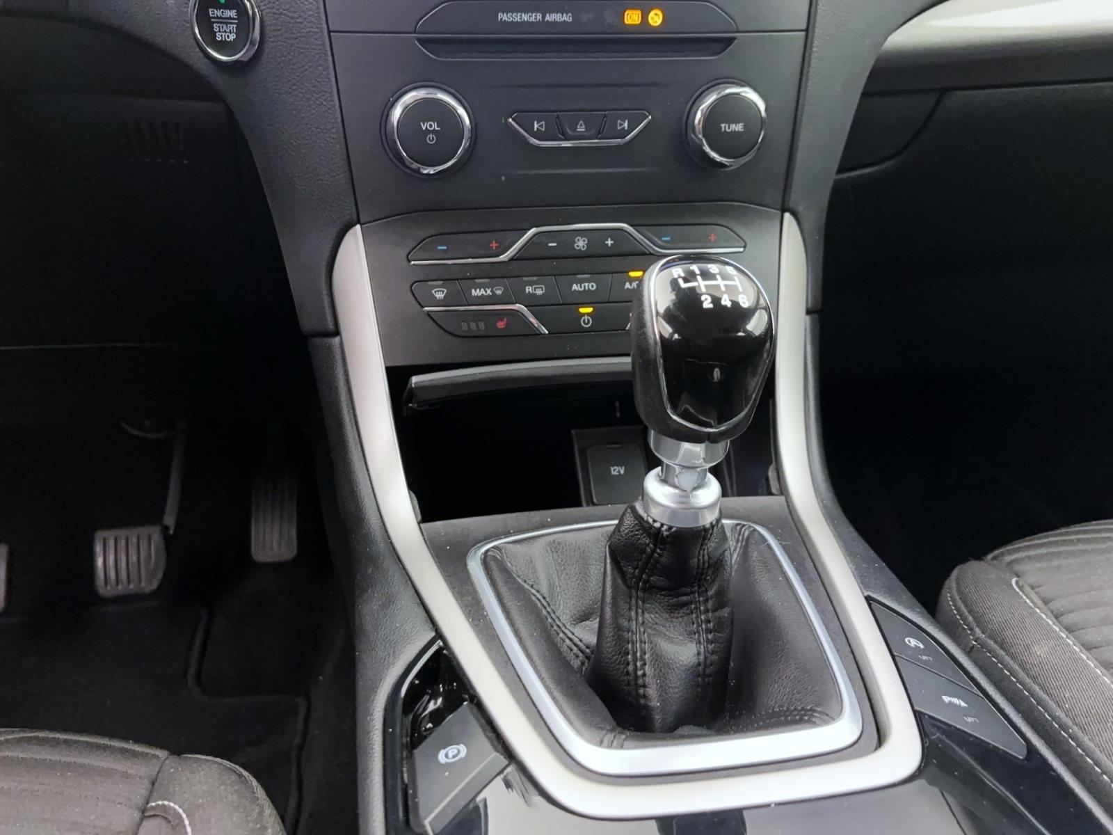 Ford S-Max 2.0 EcoBlue BusinessPDC Kamera Navi Winter Tempo Klima