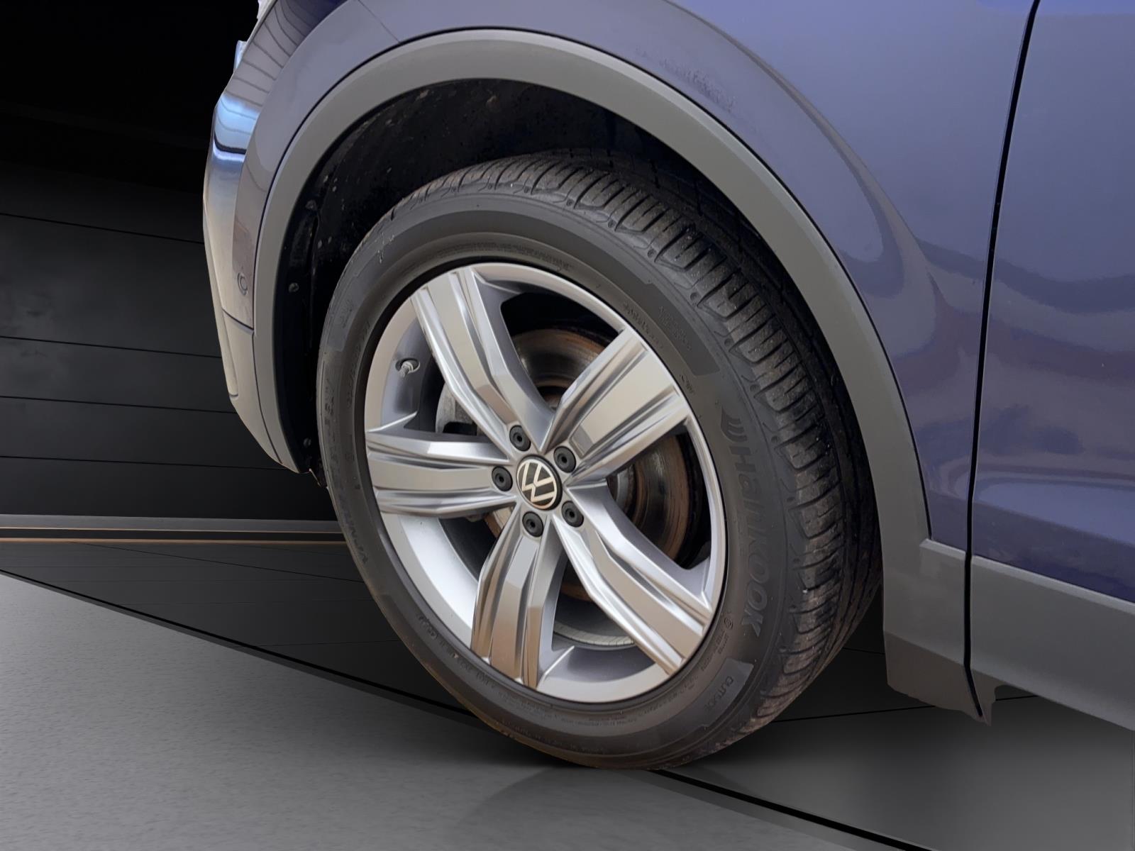 Volkswagen Tiguan Allspace 2.0 TDI DSG Elegance 4Motion 7-Sitzer AHK ACC ParkAssist IQ.Light Navi