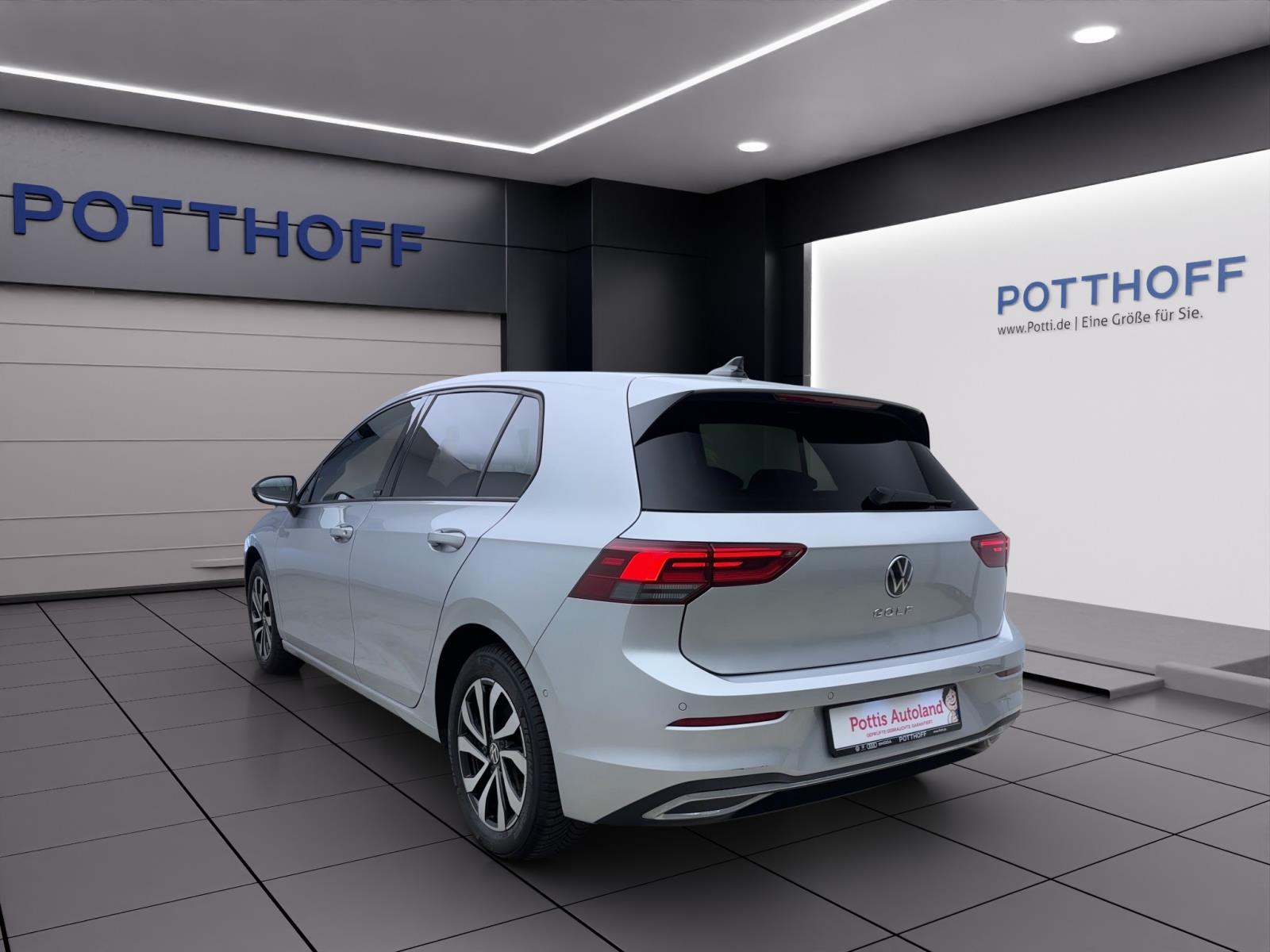 Volkswagen Golf 8 1.5 TSI ActiveStandhzg IQ.Drive LED+ Navi