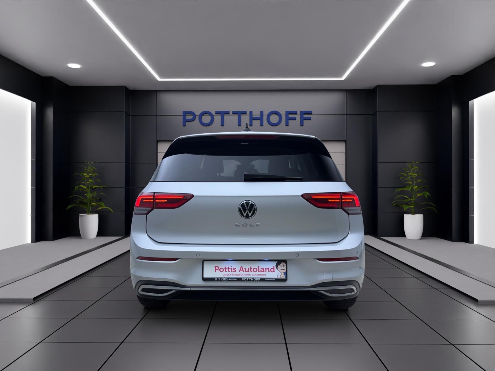 Volkswagen Golf 8 1.5 TSI ActiveStandhzg IQ.Drive LED+ Navi
