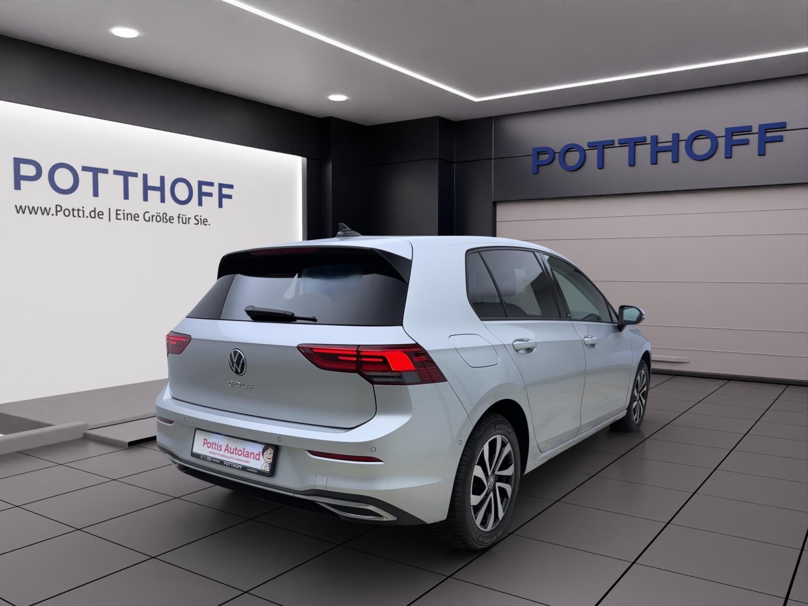 Volkswagen Golf 8 1.5 TSI ActiveStandhzg IQ.Drive LED+ Navi